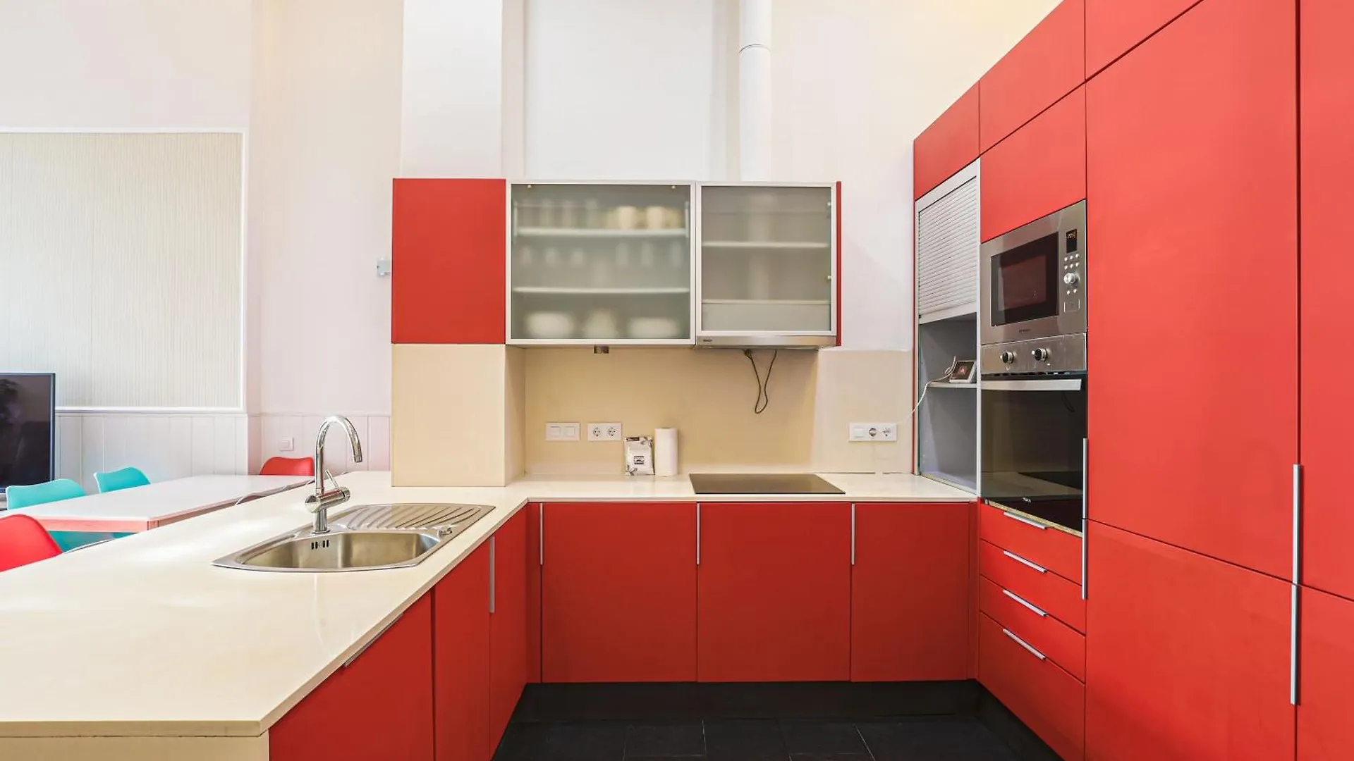 Alcam Les Corts Daire Barselona 0*,  İspanya